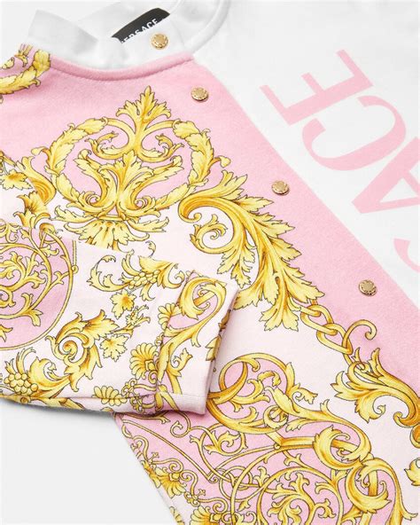 versace tutine neonato collezione primavera estate 2019|Tutina Barocco Baby .